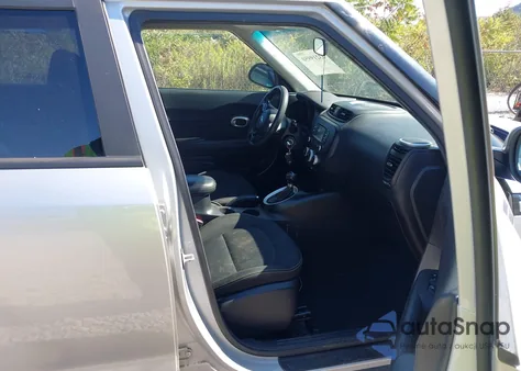 2016 Kia Soul + z USA, uszkodzony, nr VIN KNDJP3A56G7860711